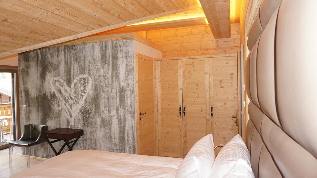 Caschu Alp Boutique Design Hotel Stoos - Adults Only Room photo